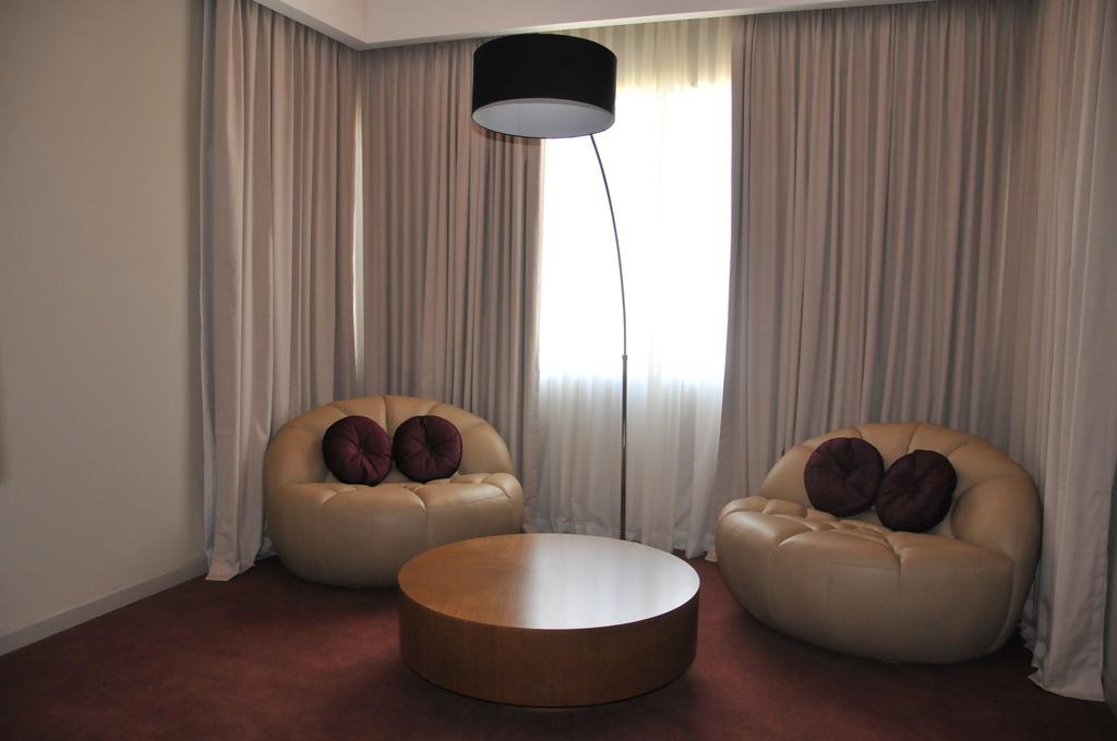 Antu Malal Hotel Plaza Huincul 外观 照片