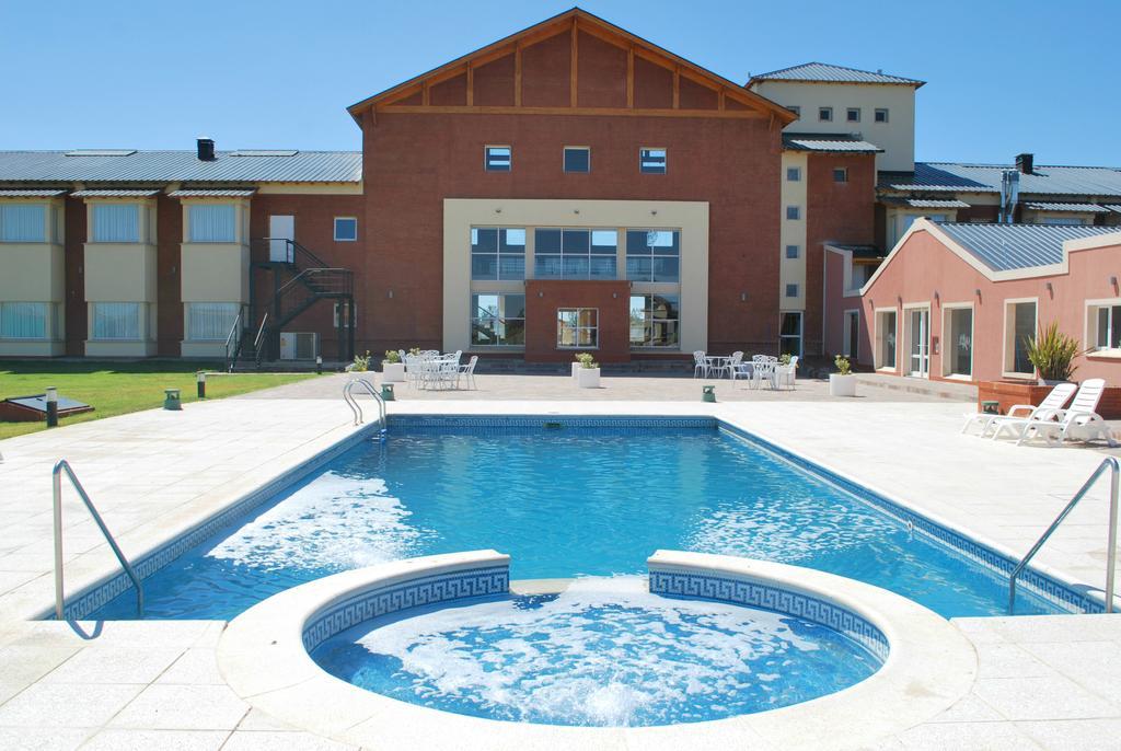 Antu Malal Hotel Plaza Huincul 外观 照片