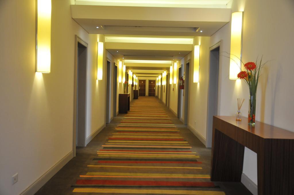 Antu Malal Hotel Plaza Huincul 外观 照片